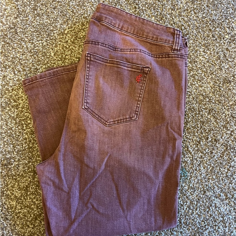 Casual Plum Brown Capri Jeans for Women